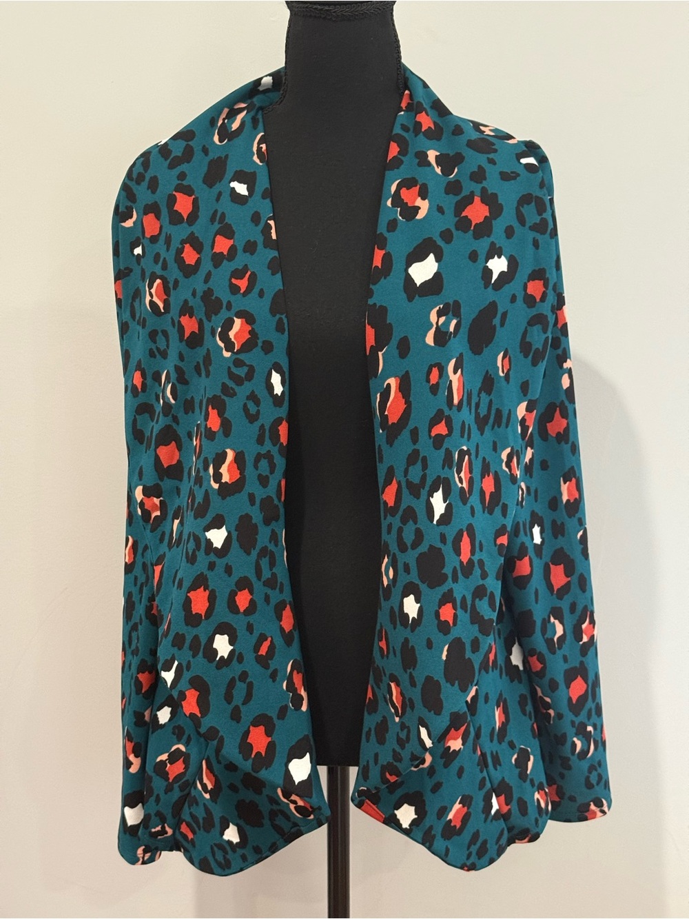 New Heimish USA 1XL Teal Leopard Print Open Front Jacket 551